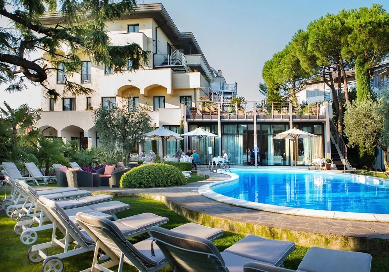 Hotel Piccola Vela Desenzano del Garda